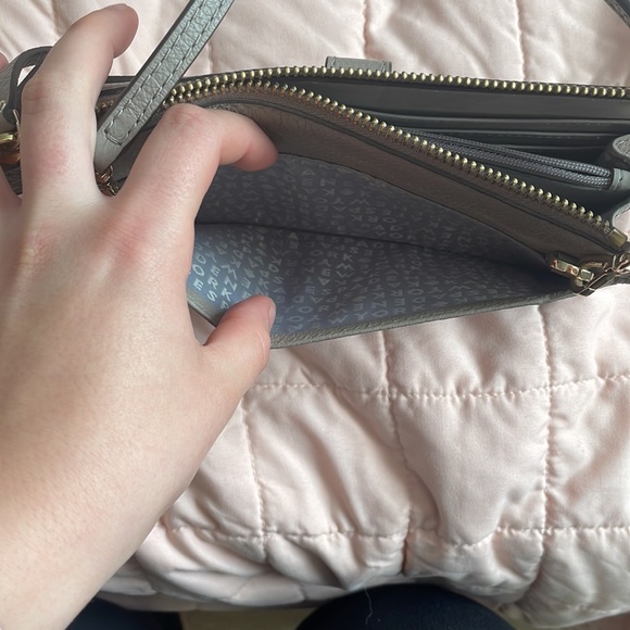 Kate Spade Grey Crossbody Wallet USED - Picture 3 of 5